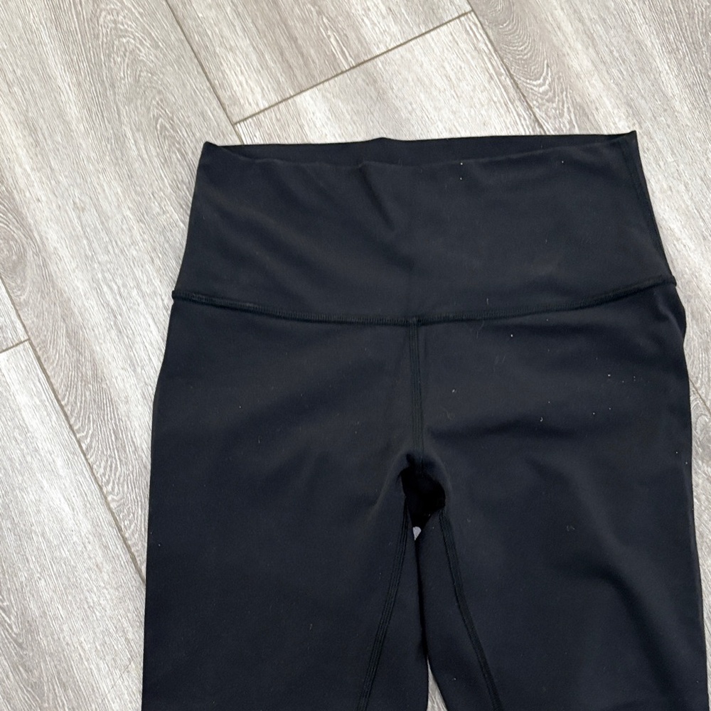 Lululemon Black High-Waisted Leggings - Picture 5 of 7